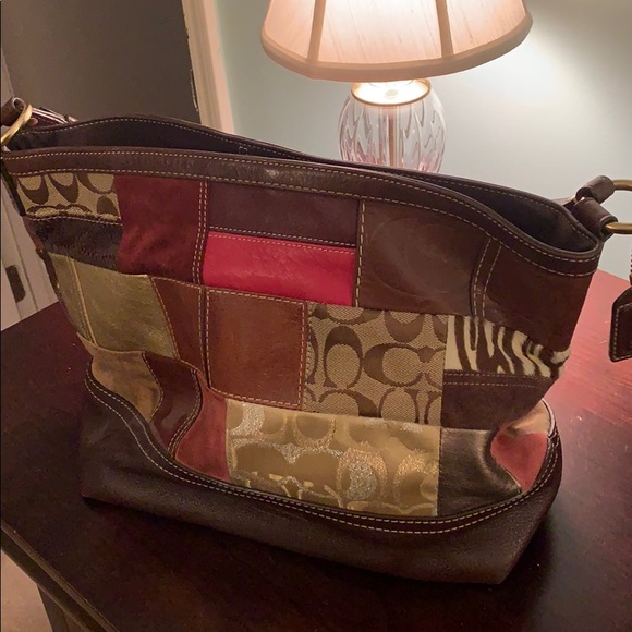 Handbag - Picture 2 of 3